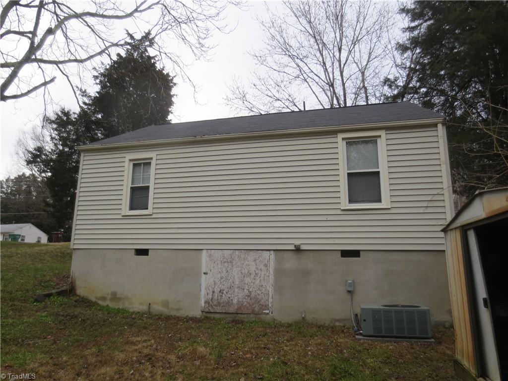 1413 Cook Street High Point, NC 27262 - Photo 12 of 13