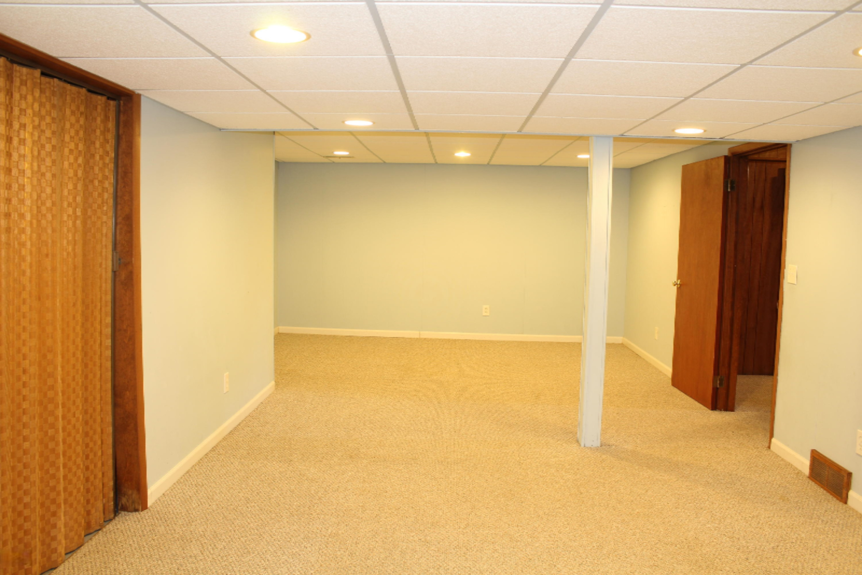 2013 Paddington Road Kalamazoo, MI 49001 - Photo 26 of 43 IMG_8744