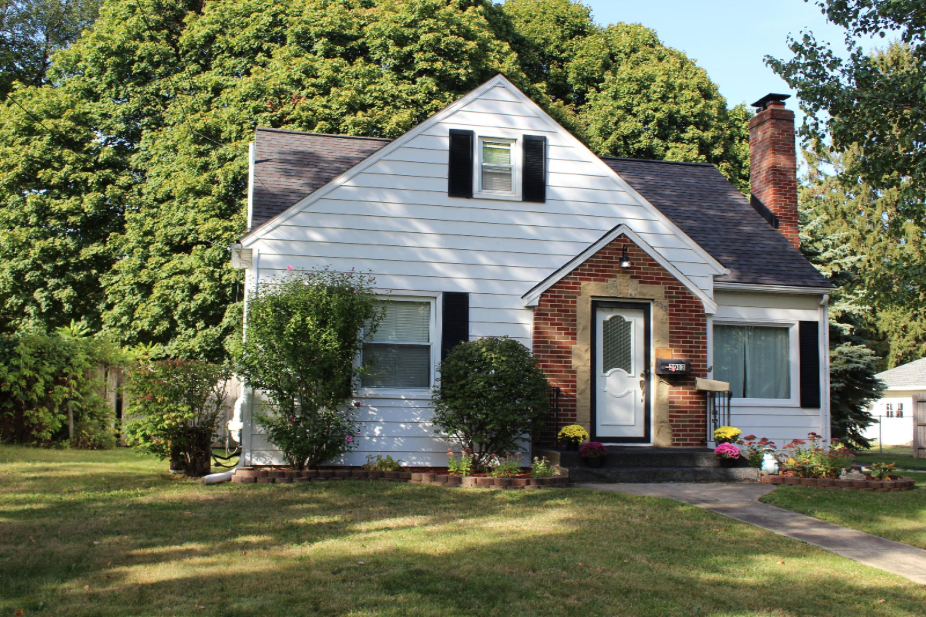 2013 Paddington Road Kalamazoo, MI 49001 - Photo 5 of 43 IMG_8681