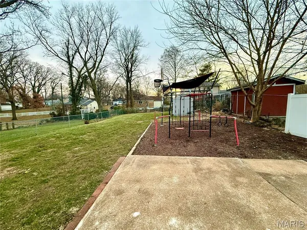 $2,995 | 945 Liggett Avenue, Crestwood, MO 63126