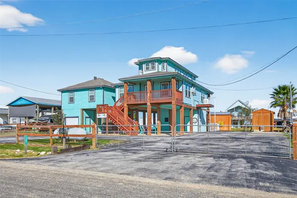 a view of a house with a park