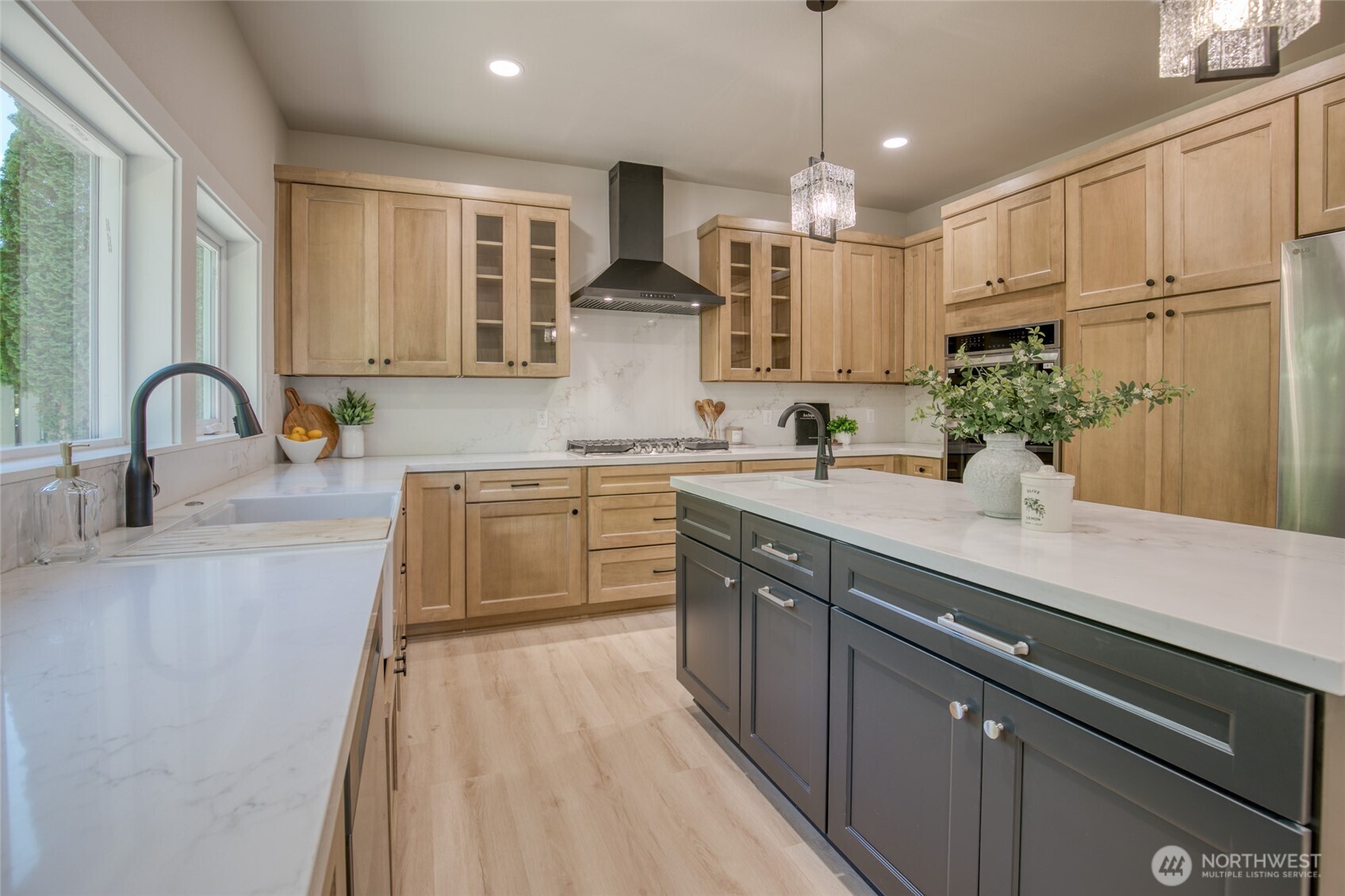 1408 Grays Pointe Lane Aberdeen, WA 98520 - Photo 16 of 32