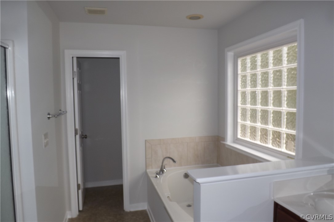 4223 Cameron Road Hopewell, VA 23860 - Photo 10 of 19 Master bath