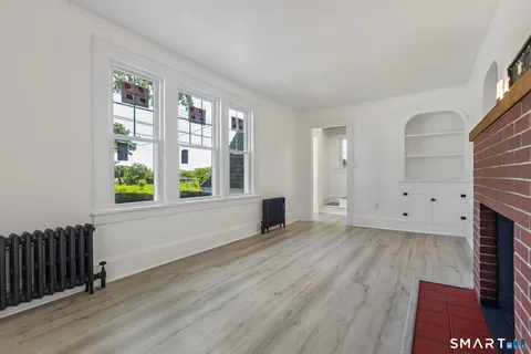 $335,000 | 42 Godfrey Street, Groton, CT 06340