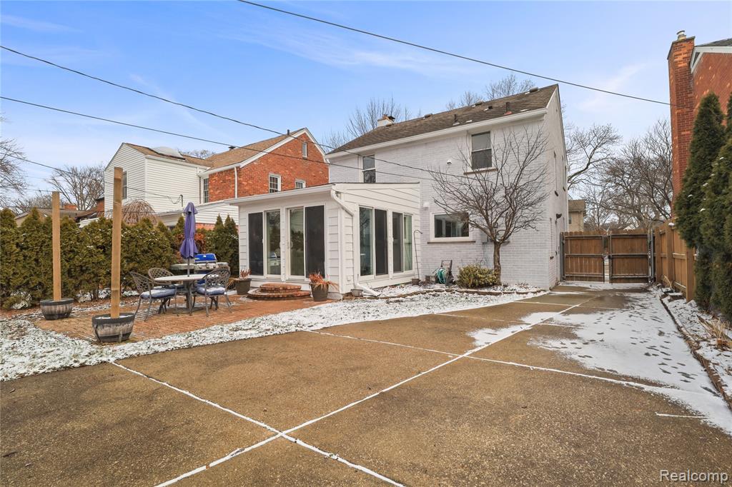 407 Moran Road Grosse Pointe Farms, MI 48236 - Photo 36 of 41
