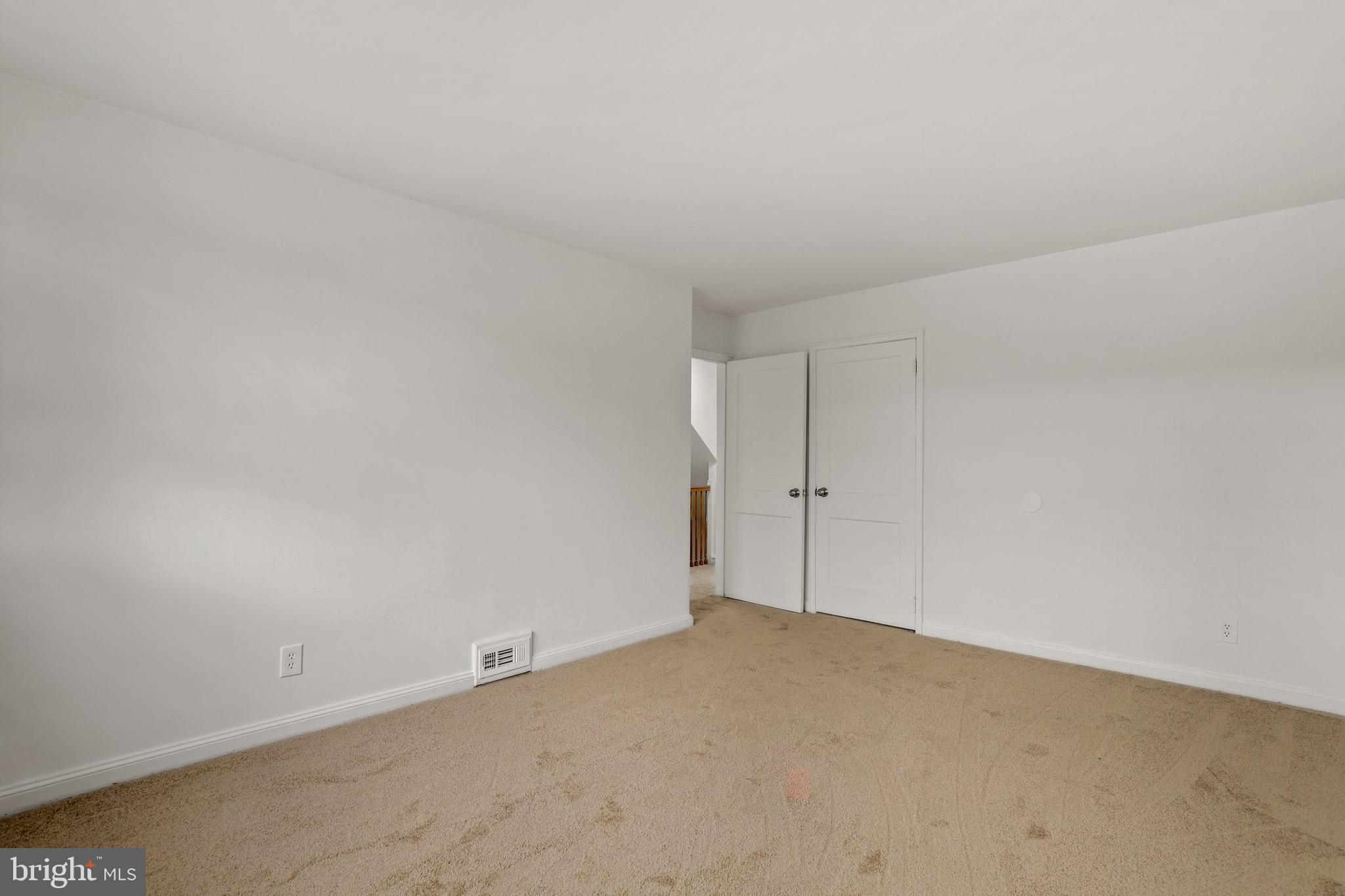 2010 Northbourne Road Baltimore, MD 21239 - Photo 14 of 32