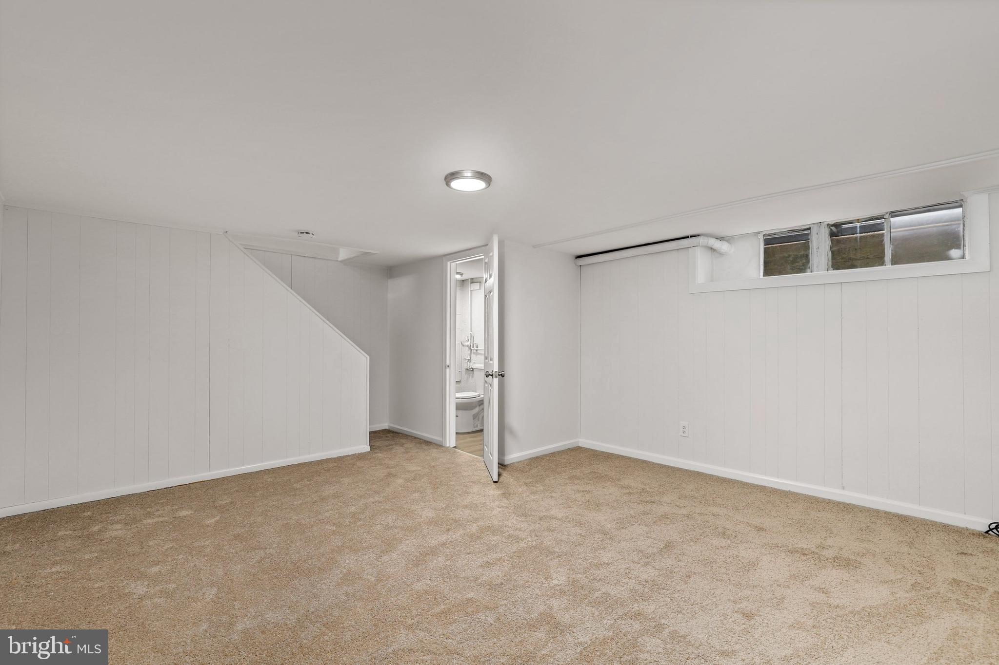 2010 Northbourne Road Baltimore, MD 21239 - Photo 22 of 32