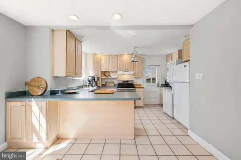 $439,000 | 232 Henley Road, Wynnewood, PA 19096