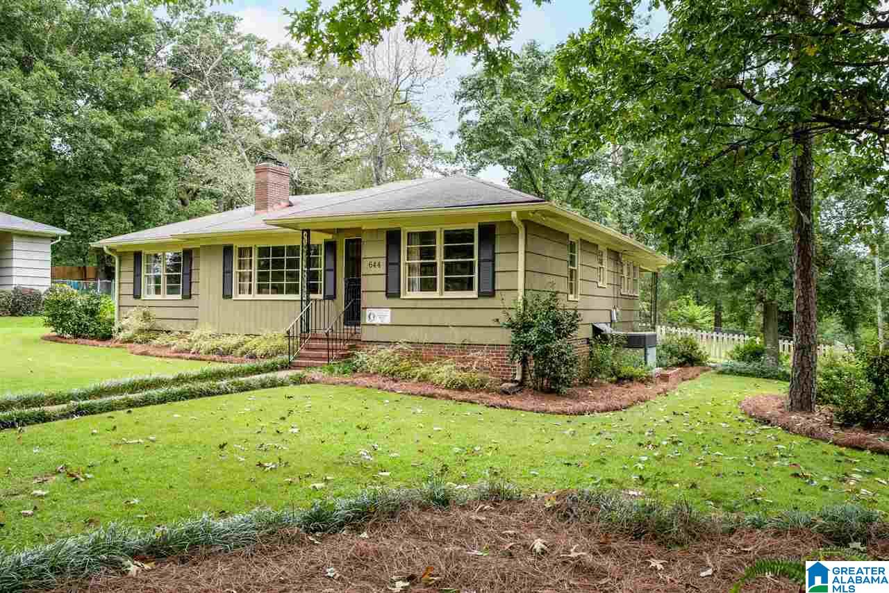644 Ridge Top Circle Birmingham, AL 35206 - Photo 2 of 38