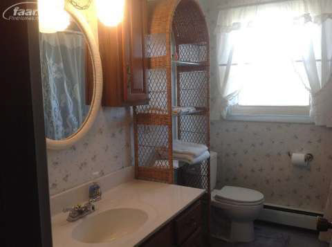 9268 Van Vleet Road Gaines, MI 48436 - Photo 15 of 22 20395863-14.JPG