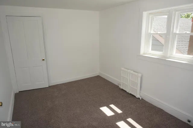 $1,900 | 727 Haws Avenue, Unit 2, Norristown, PA 19401