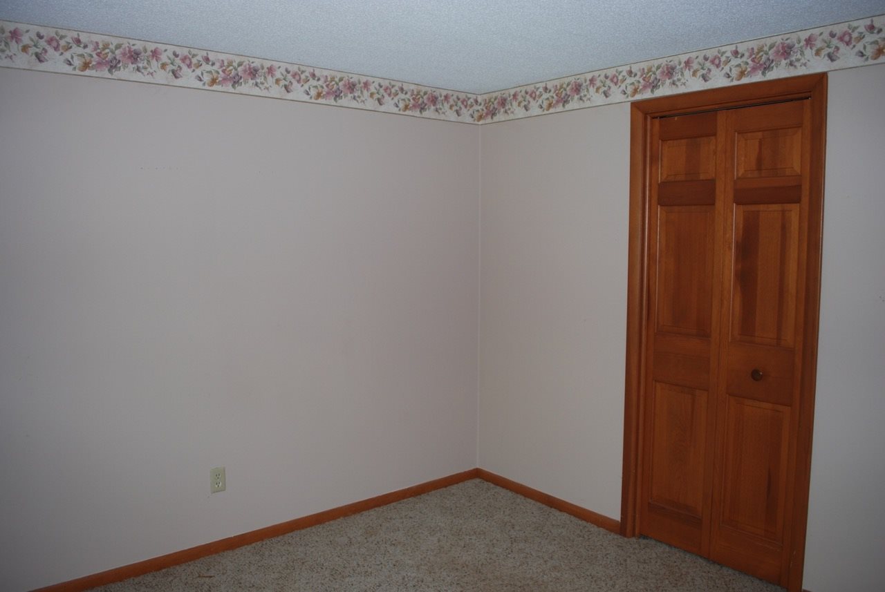 7420 Deepwater Point Road Williamsburg, MI 49690 - Photo 20 of 33 1801821-19.JPG