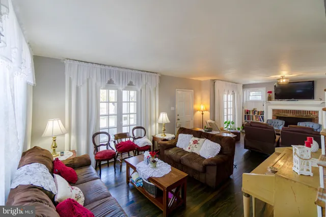 $479,000 | 1071 East Park Avenue, Vineland, NJ 08360