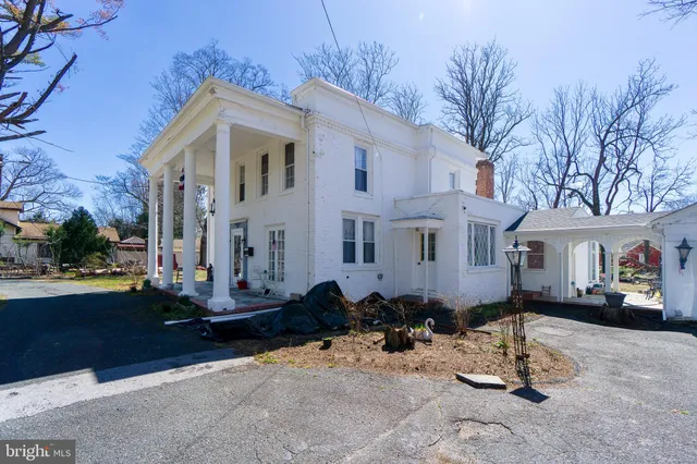 $479,000 | 1071 East Park Avenue, Vineland, NJ 08360