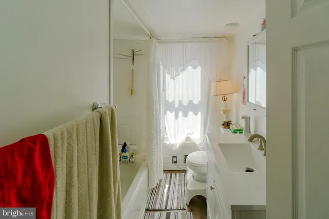 $479,000 | 1071 East Park Avenue, Vineland, NJ 08360