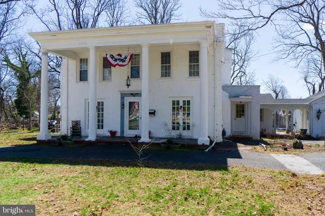 $479,000 | 1071 East Park Avenue, Vineland, NJ 08360