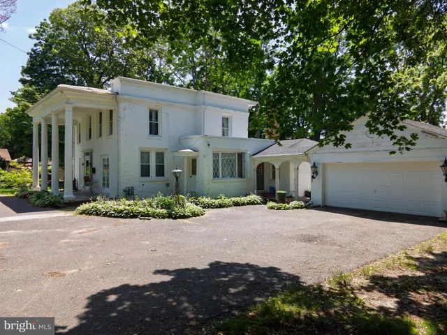 $479,000 | 1071 East Park Avenue, Vineland, NJ 08360