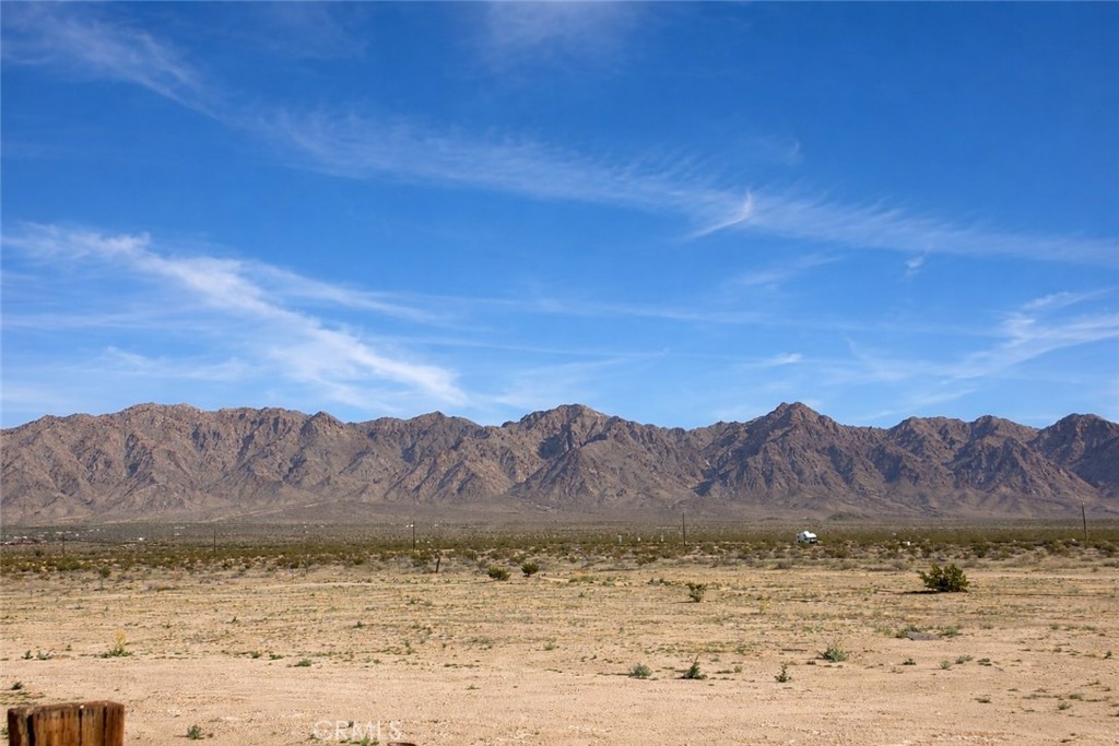 88020 Amboy Road Twentynine Palms, CA 92277 - Photo 9 of 10 a view of mountain with lake view