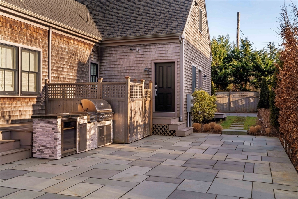 2 Nautilus Lane Nantucket, MA 02554 - Photo 33 of 36