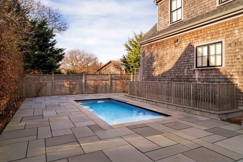 2 Nautilus Lane Nantucket, MA 02554 - Photo 34 of 36