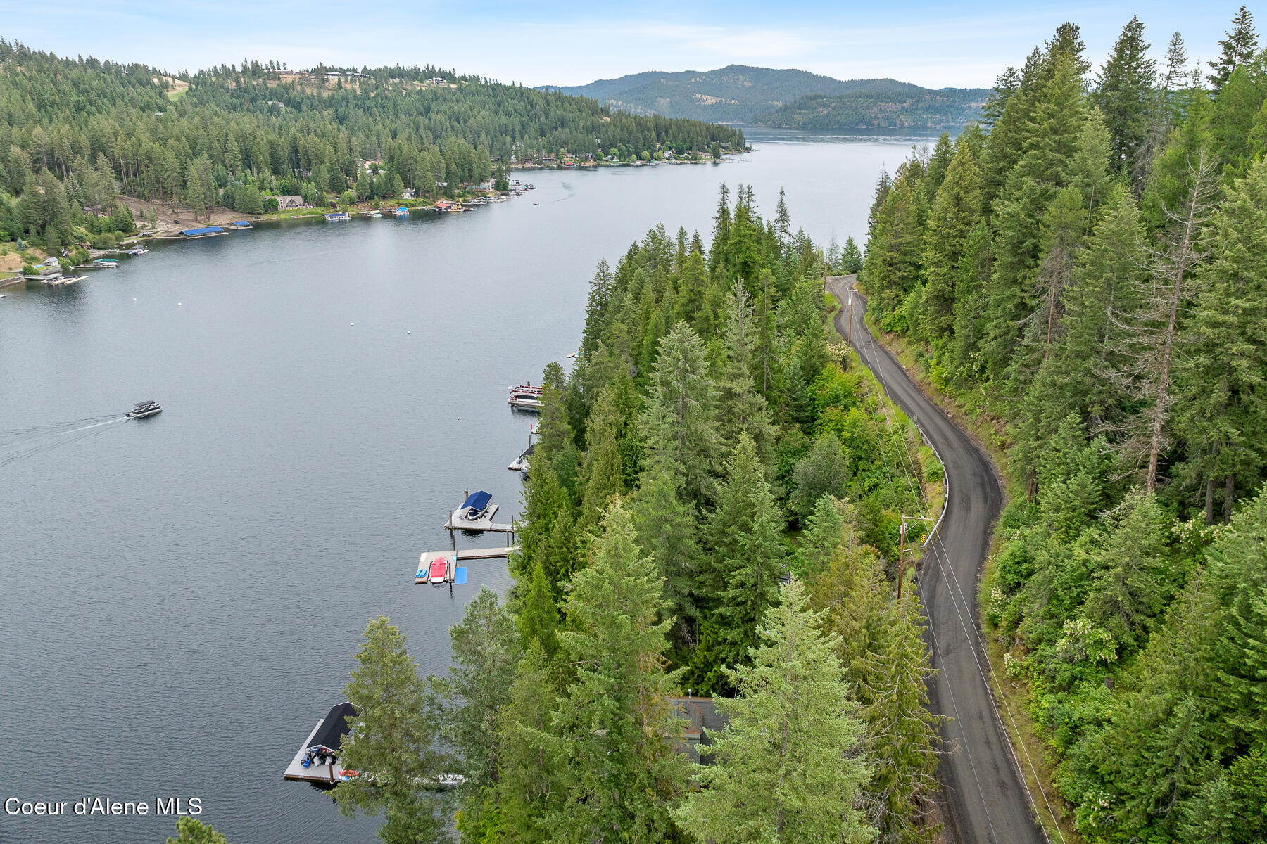 8247 West Shorecrest Road Coeur D'Alene, ID 83814 - Photo 38 of 54 HOUSE