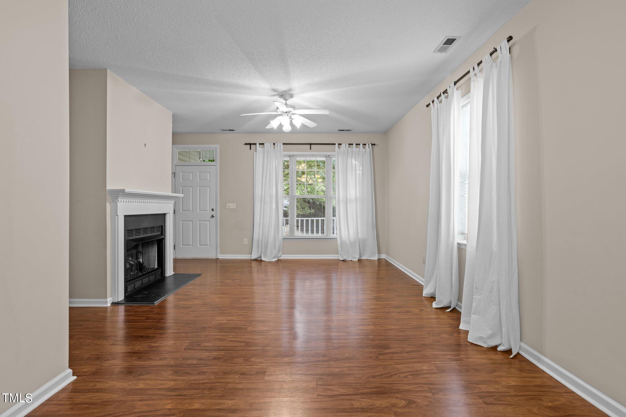 1007 Dual Parks Road Apex, NC 27502 - Photo 5 of 33 4-web-or-mls-3D5A2912