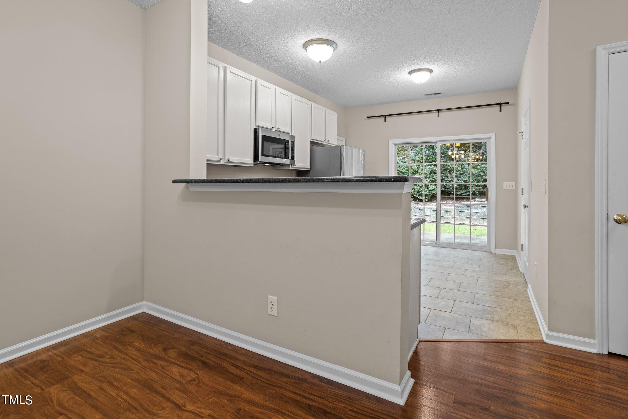 1007 Dual Parks Road Apex, NC 27502 - Photo 6 of 33 5-web-or-mls-3D5A2915