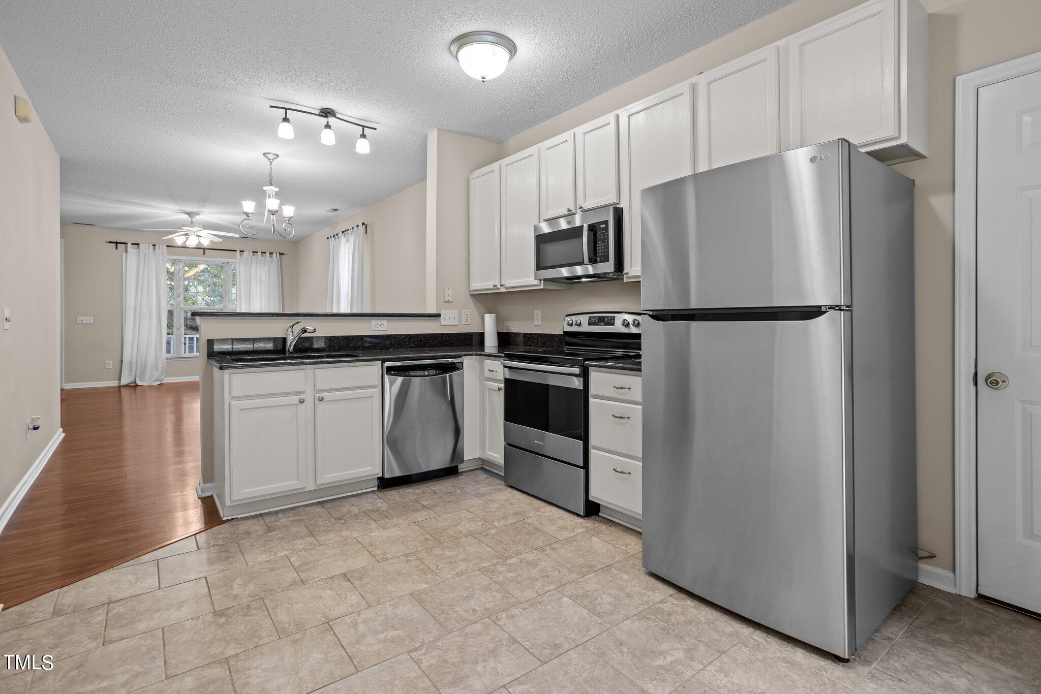1007 Dual Parks Road Apex, NC 27502 - Photo 7 of 33 6-web-or-mls-3D5A2916
