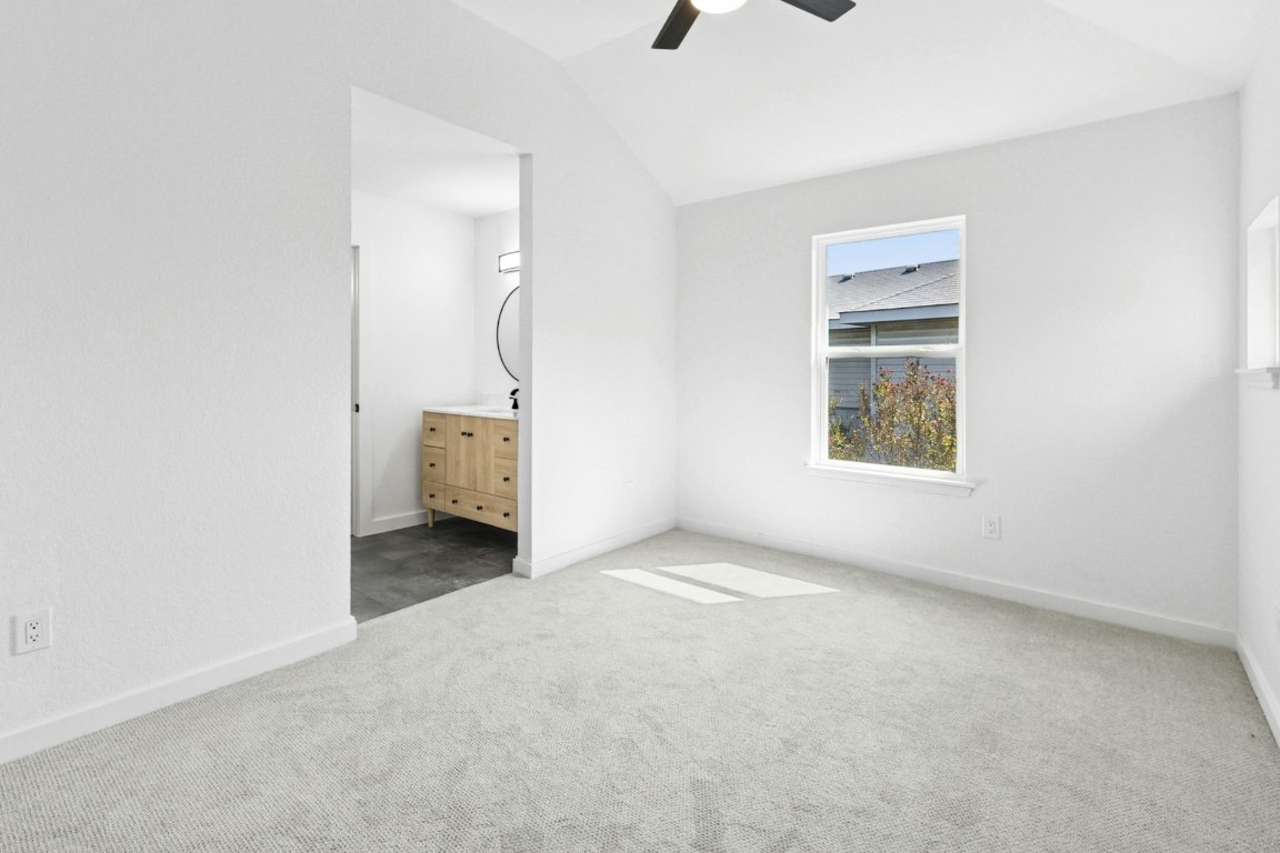 2129 Redwing Way Round Rock, TX 78664 - Photo 24 of 27 an empty room with windows and closet