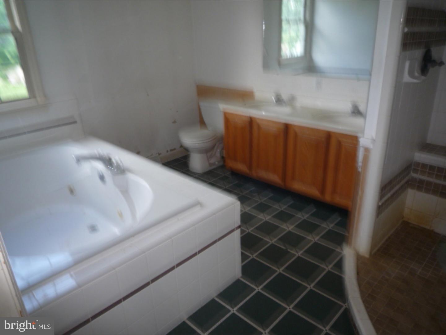 4 Holly Court Lititz, PA 17543 - Photo 11 of 21 Gallery Image 11