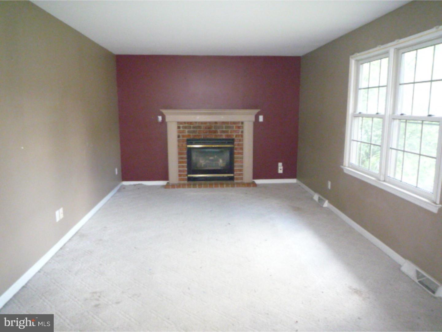 4 Holly Court Lititz, PA 17543 - Photo 5 of 21 Gallery Image 5