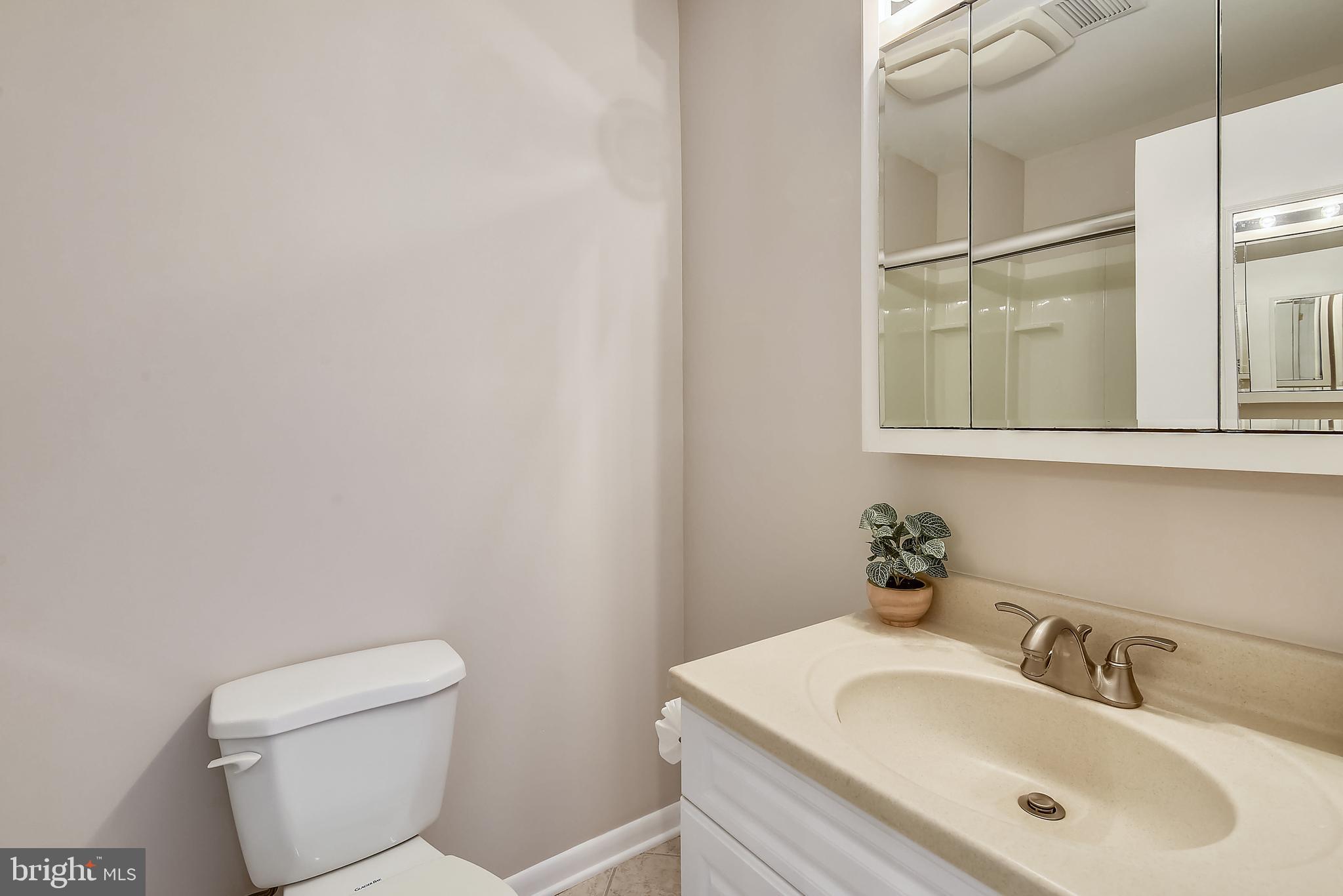 2001 Wethersfield Court Reston, VA 20191 - Photo 19 of 37 Gallery Image 19