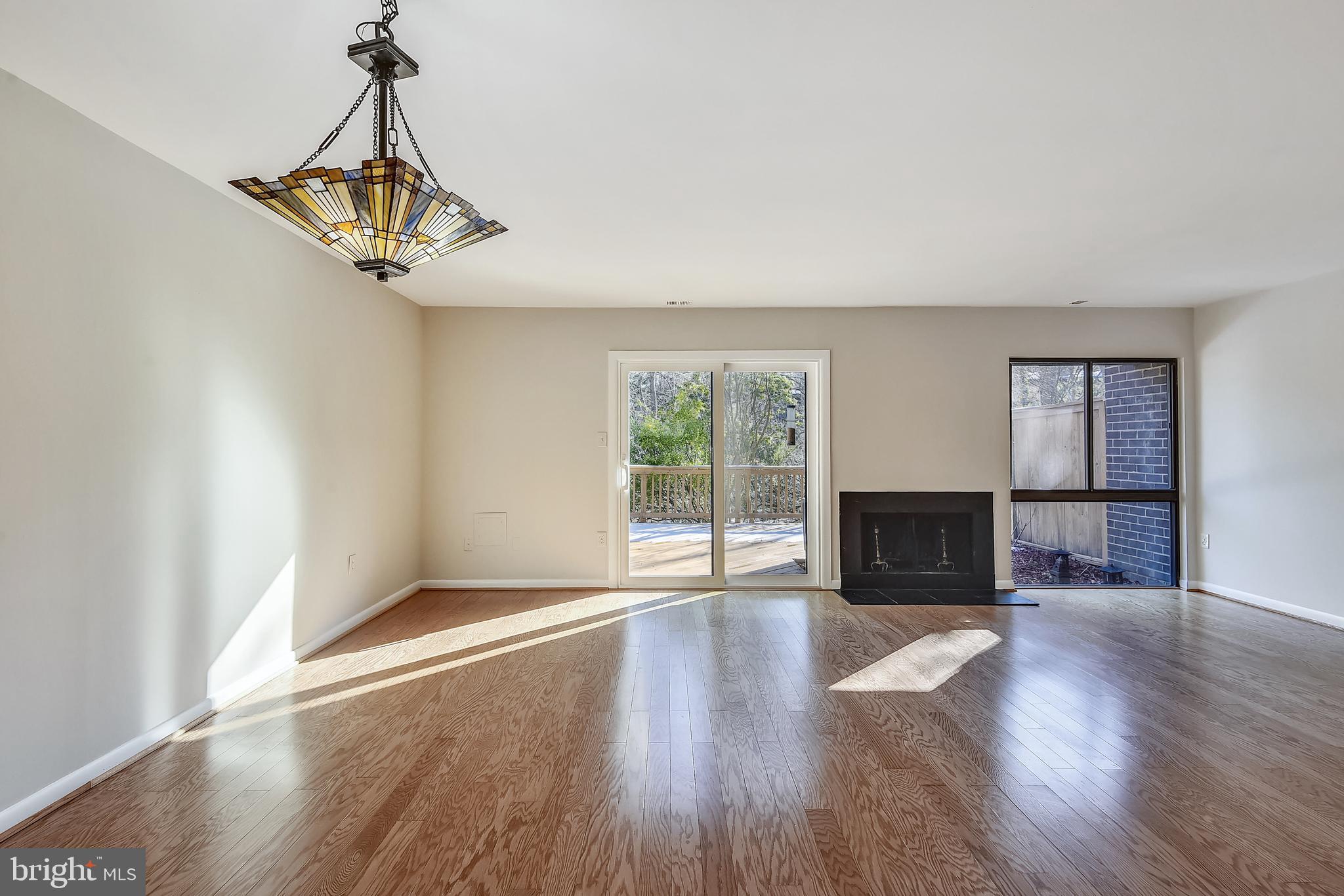 2001 Wethersfield Court Reston, VA 20191 - Photo 7 of 37 Gallery Image 7