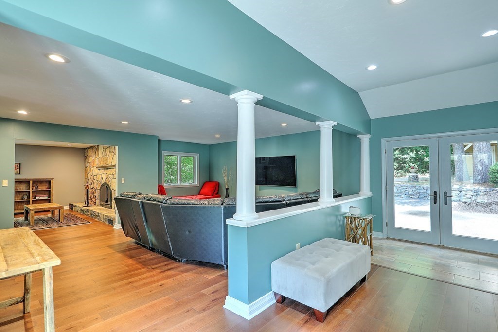 541 Wrentham Road Bellingham, MA 02019 - Photo 9 of 42 Gallery Image 9
