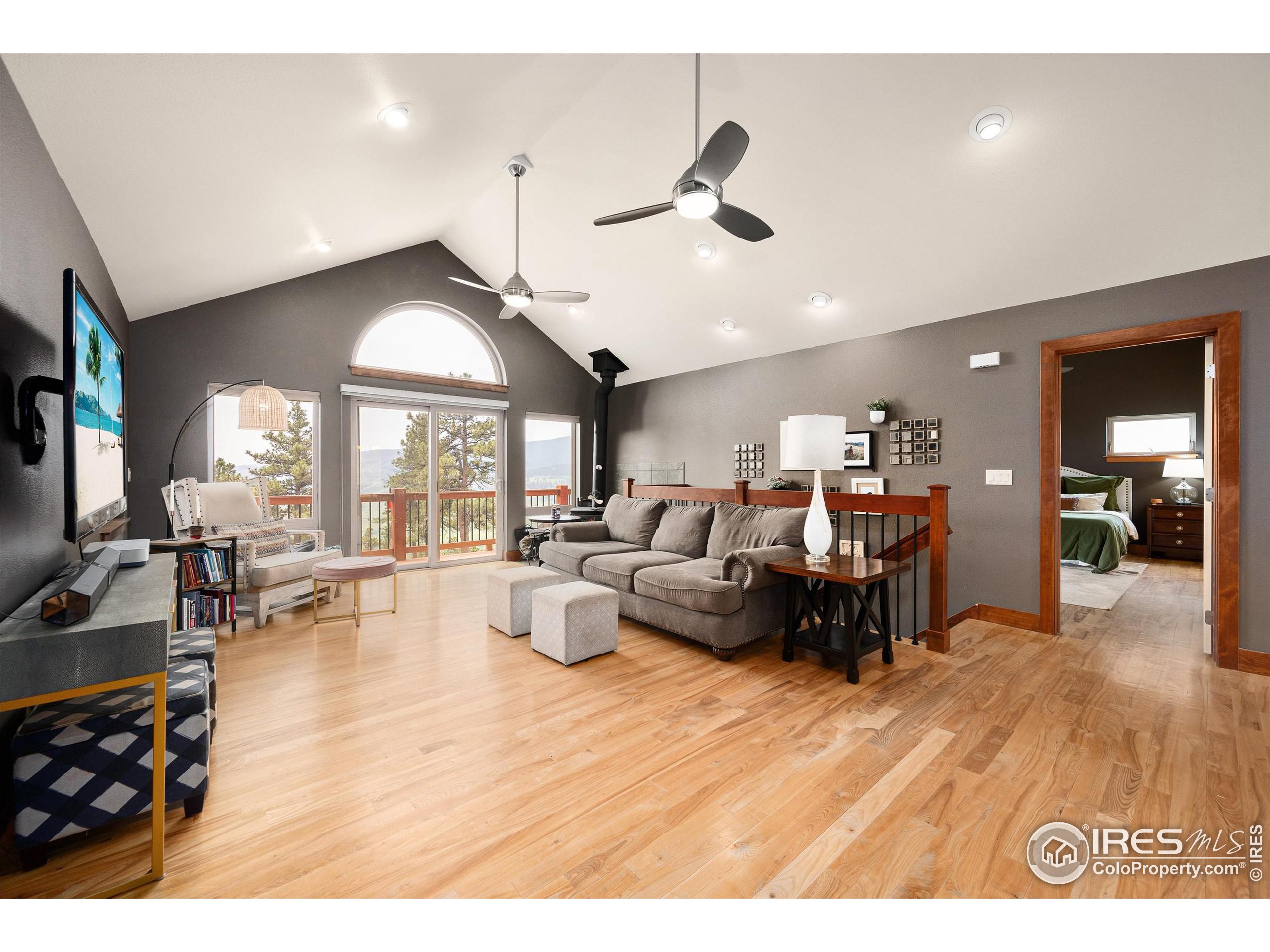 10435 Roan Mountain Road Bellvue, CO 80512 - Photo 12 of 40