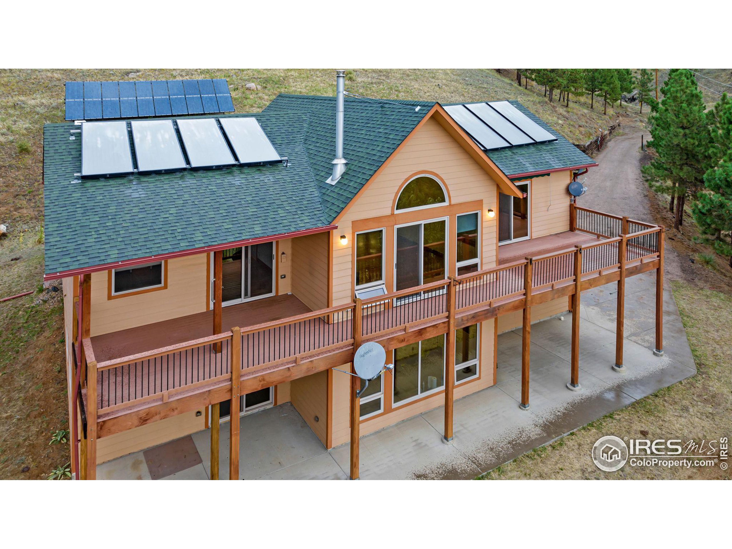 10435 Roan Mountain Road Bellvue, CO 80512 - Photo 2 of 40