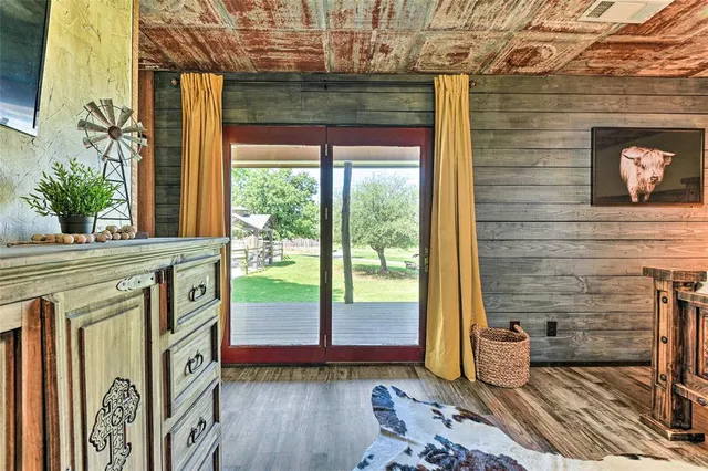 $2,499,900 | 3112 Sunset School Road, Sunset, TX 76270