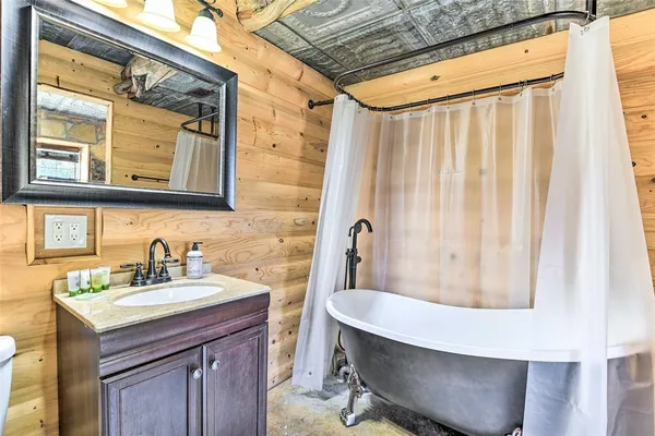 $2,499,900 | 3112 Sunset School Road, Sunset, TX 76270