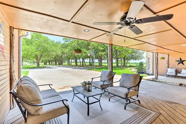 $2,499,900 | 3112 Sunset School Road, Sunset, TX 76270