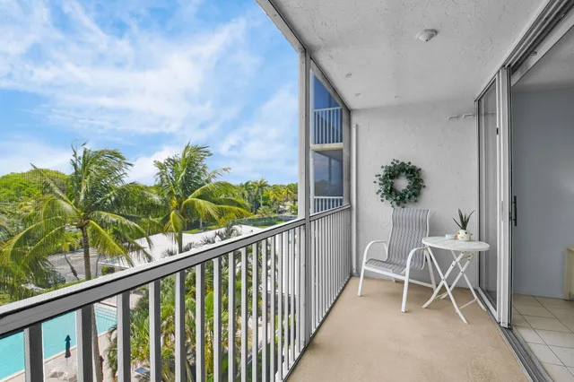 $510,000 | 1 Harbourside Drive, Unit 4506, Delray Beach, FL 33483