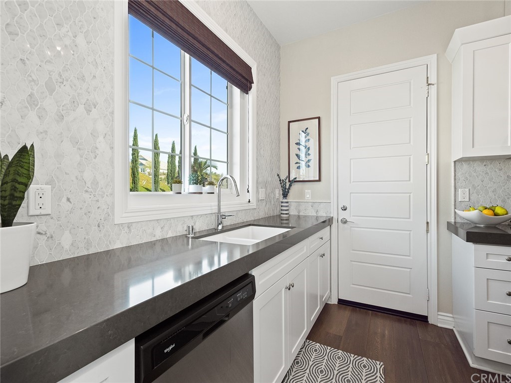 16094 Mariposa Avenue Riverside, CA 92504 - Photo 29 of 72