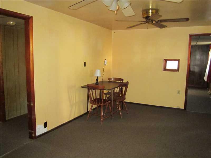 14 Burger Road Cheswick, PA 15024 - Photo 3 of 11 Dining Room.
