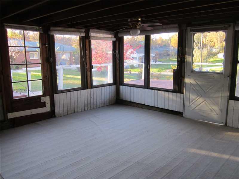 14 Burger Road Cheswick, PA 15024 - Photo 9 of 11 Sunroom.
