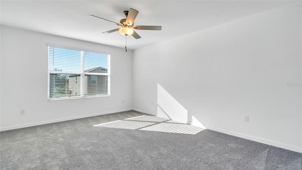 6704 Back Forty Loop Zephyrhills, FL 33541 - Photo 10 of 30