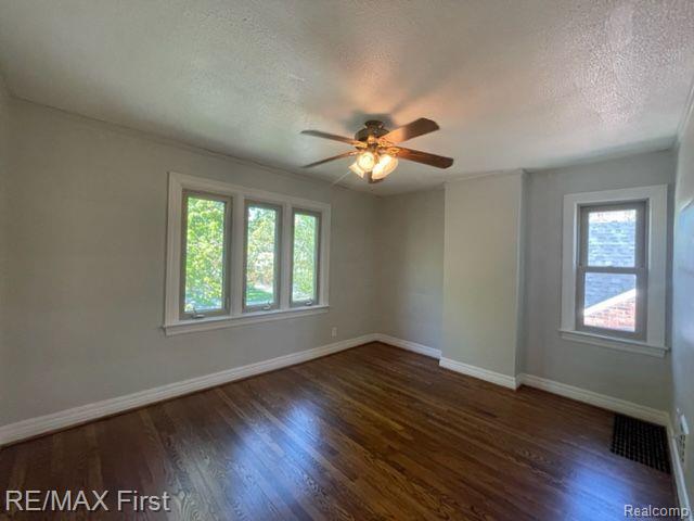 5774 Yorkshire Road Detroit, MI 48224 - Photo 15 of 24 Gallery Image 15