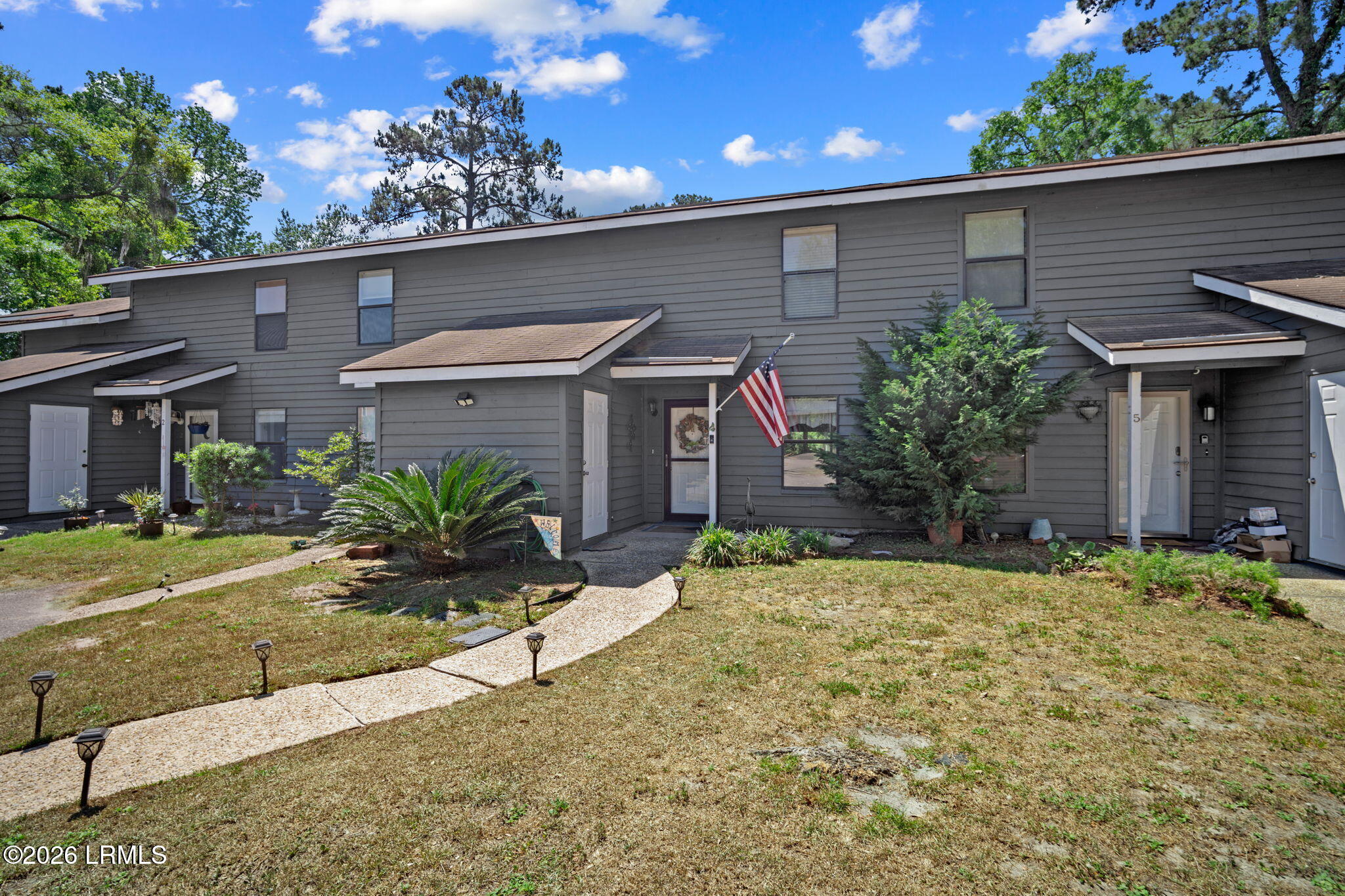 4 Battery Lane Beaufort, SC 29902 - Photo 2 of 28 30-web-or-mls-4_17-30