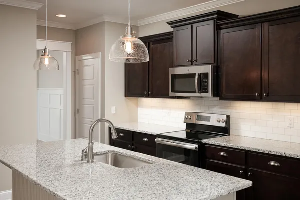 $394,900 | 8242 Roy Lane, Ooltewah, TN 37363