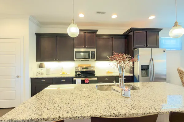 $394,900 | 8242 Roy Lane, Ooltewah, TN 37363