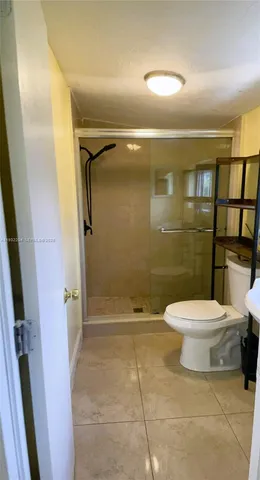 $1,400 | 3715 Northwest 194th Street, Miami Gardens, FL 33055