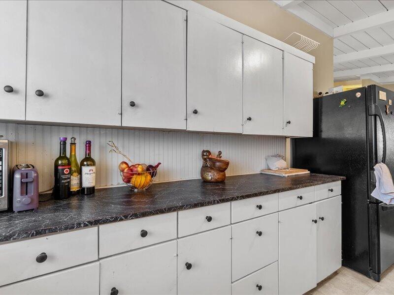 616 Rigby Avenue Rio Dell, CA 95562 - Photo 8 of 25